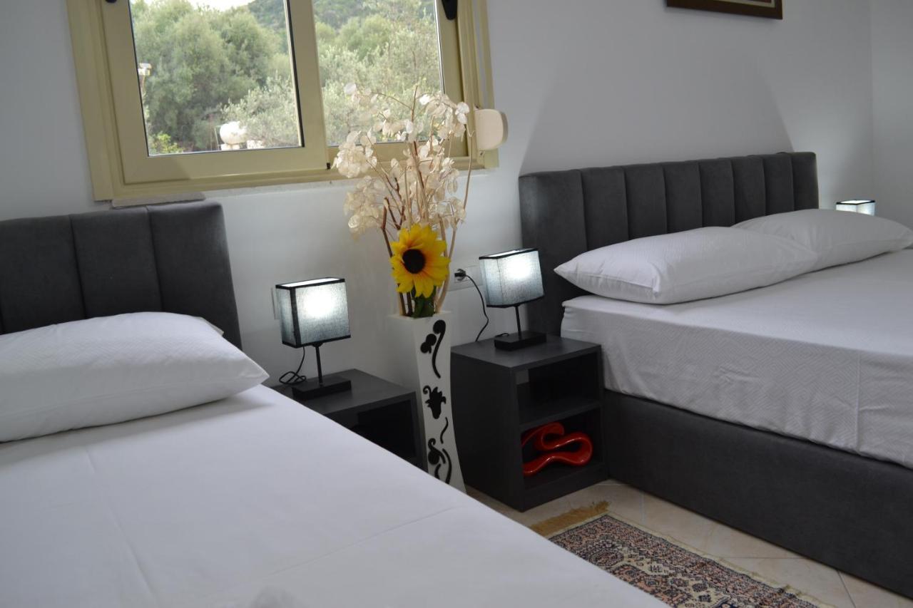 Flowers & Green 2 Bedrooms Apartment & Box Garage Vlorë Eksteriør bilde